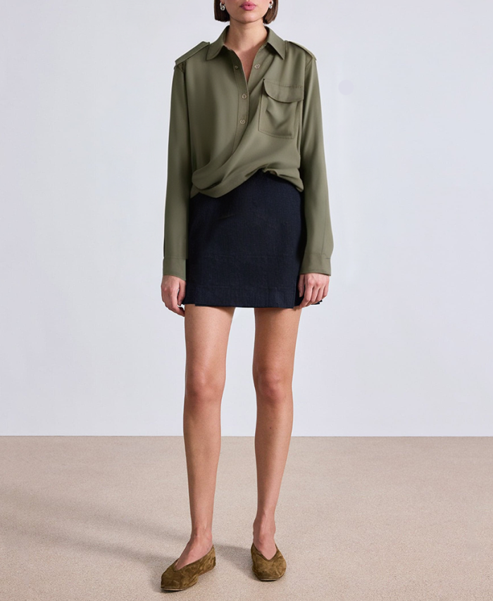 green-patch-pocket-cross-ladies-business-formal-suit