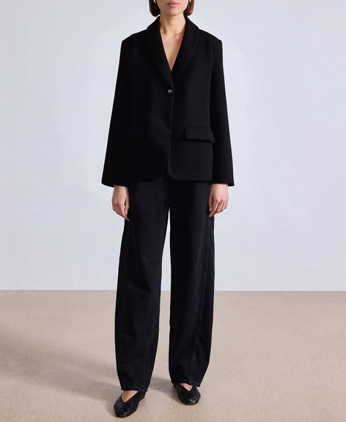 black-single-button-breathable-womens-suit-jacket