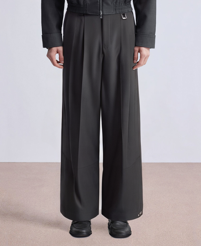 elastic-waist-pleated-wide-leg-mens-suit-pants